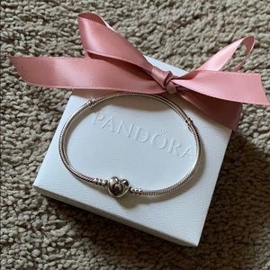 Pandora Moments Heart Clasp Snake Chain Bracelet